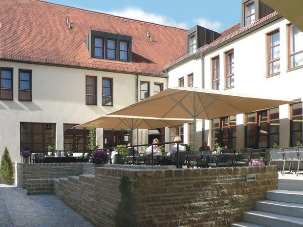 Hotel Lamm Höchberg المظهر الخارجي الصورة